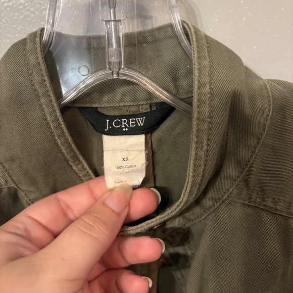 J. Crew Olive Green Cotton Cargo‎ Pocket Distressed Utility Jacket (Women's XS) - Picture 3 of 6